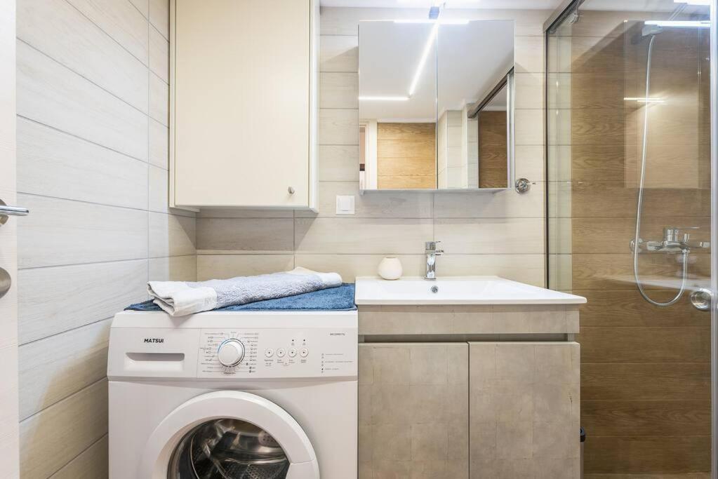 Athens Studio Bagian luar foto