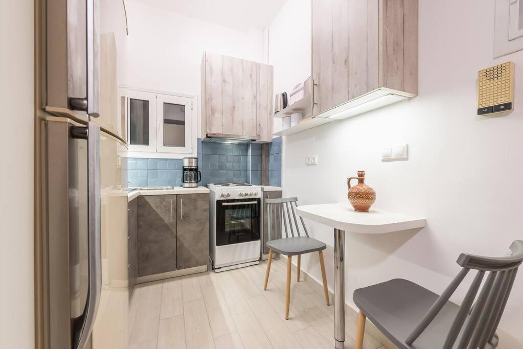 Athens Studio Bagian luar foto