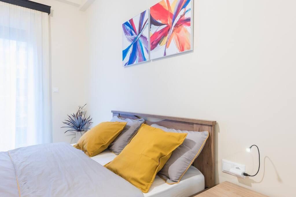 Athens Studio Bagian luar foto
